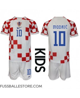 Günstige Kroatien Luka Modric #10 Heimtrikotsatz Kinder WM 2022 Kurzarm (+ Kurze Hosen)